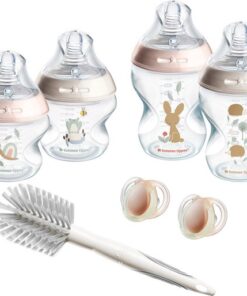 Tommee Tippee babyflessen, Natural Start Newborn Starter Set, 150 ml en 260 ml Anti-Colic flesjes, borst-gelijkende spenen met langzame + gemiddelde stroomsnelheid voor natuurlijk zuigen, zelfsteriliserend, anti-koliek ventiel, flesvoeding, roze